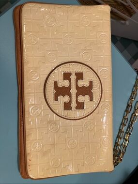 Tory Burch Reva Gold chain strap Leather bag
